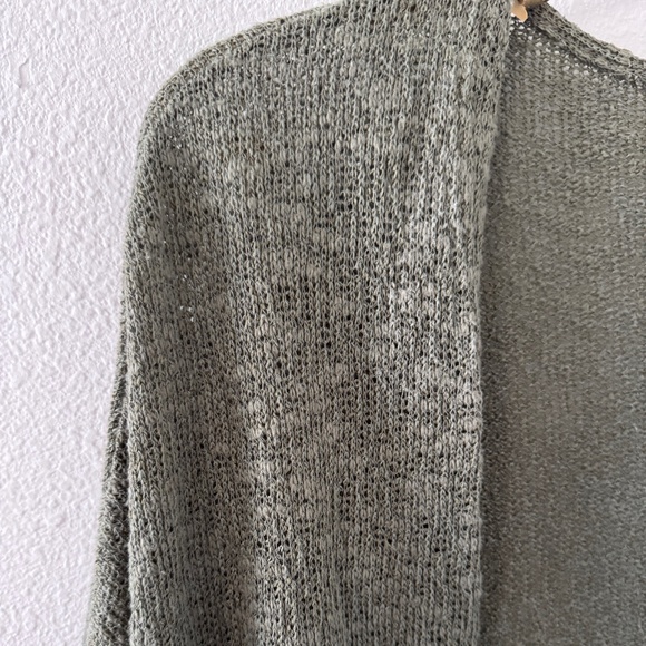 Sage-y green Mossimo sweater - Picture 2 of 2